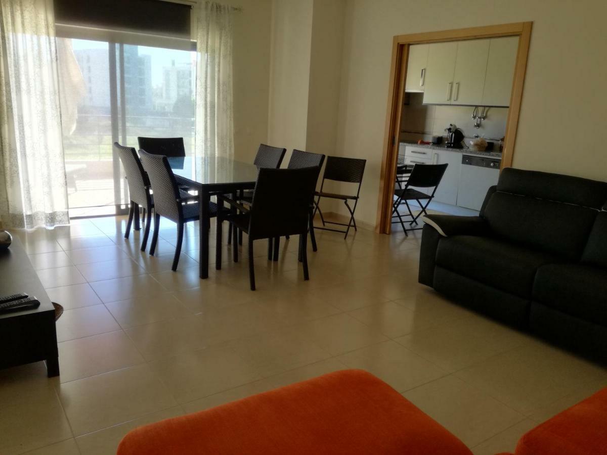 Apartamento T2 Encosta Da Marina - *