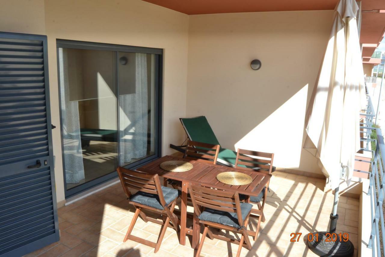 Apartamento T2 Encosta Da Marina - *